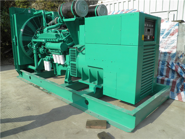 卫辉出租发电机-进口柴油发电机组与国产柴油发电机组的区别